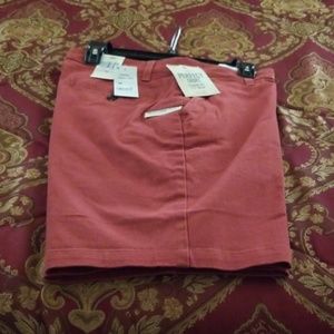 BNWT Rust colored Docker shorts.